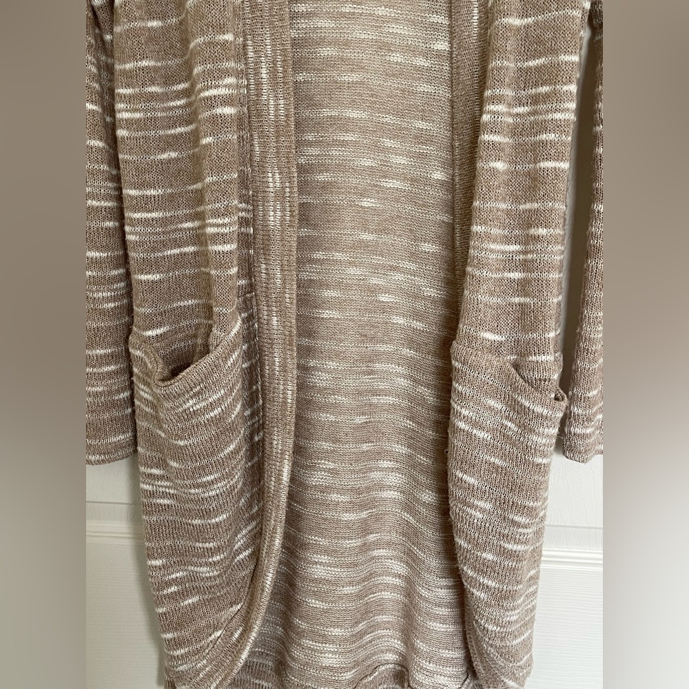 Splendid Taupe and Cream Open Cardigan with Pockets - Picture 4 of 5